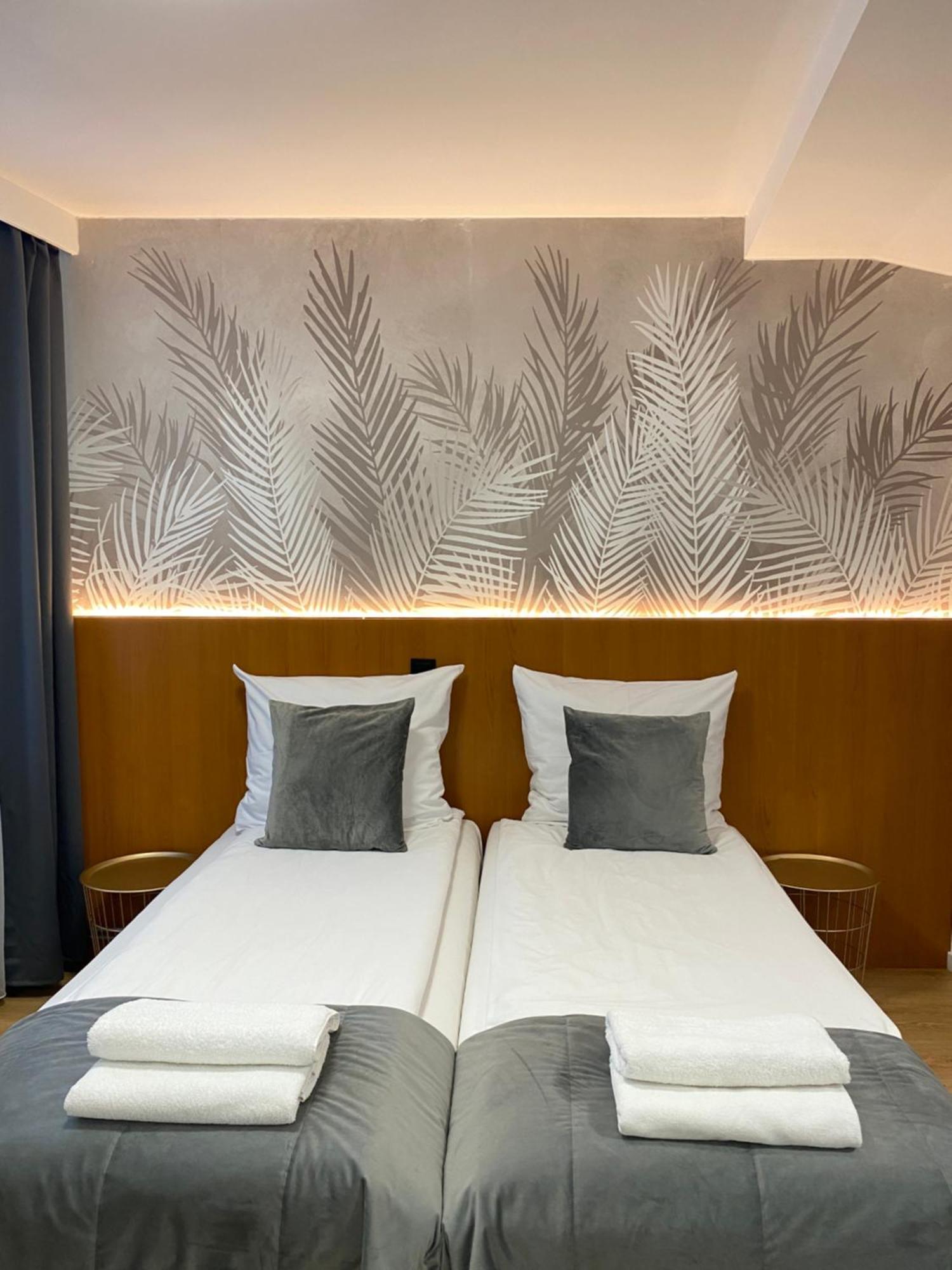 Cube House Aparthotel Krasków Εξωτερικό φωτογραφία
