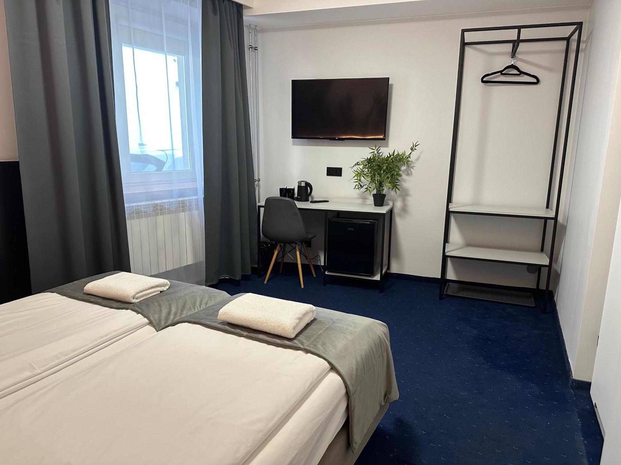 Cube House Aparthotel Krasków Εξωτερικό φωτογραφία